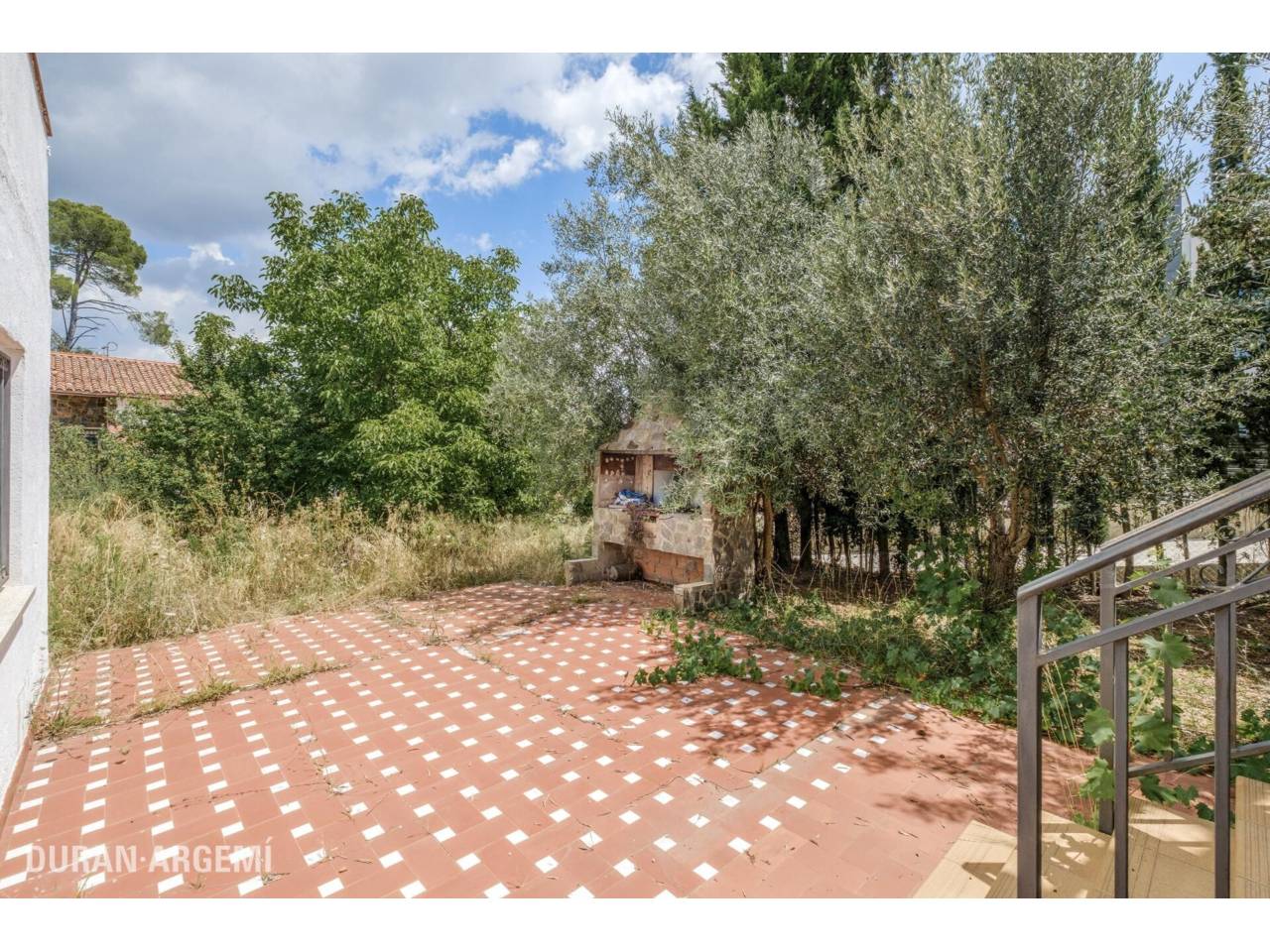 Casa en Venta en Terrassa - la Font de la Espardenyera