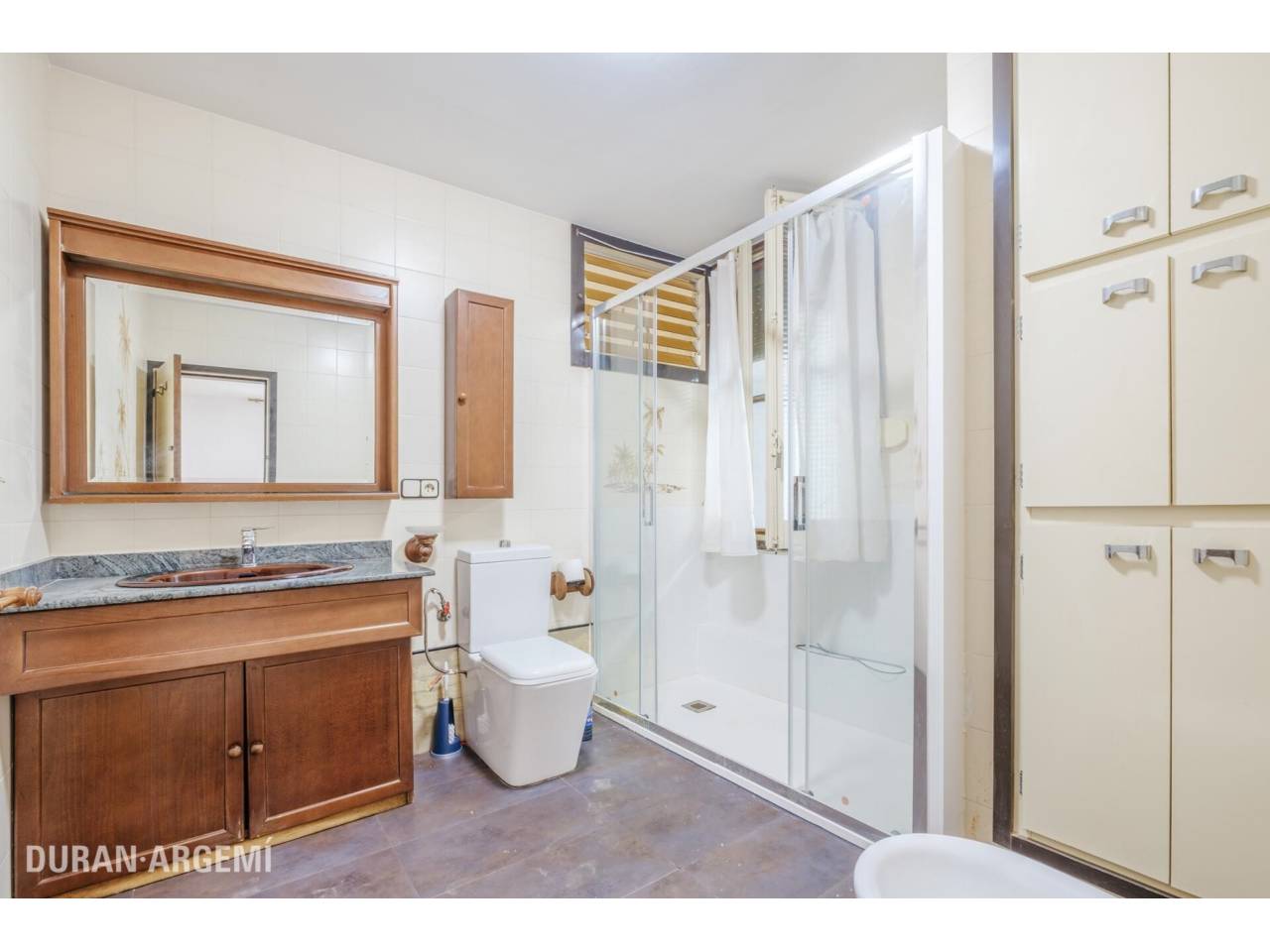 Casa en Venta en Terrassa - la Font de la Espardenyera