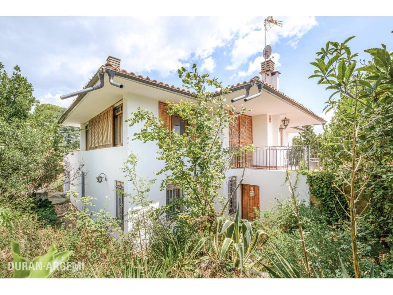 Casa en Venta en Terrassa - la Font de la Espardenyera