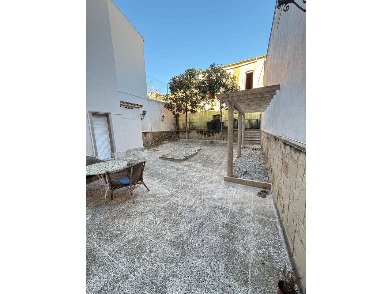 Exclusiu habitatge de gran format amb pati privat a la millor zona de Terrassa