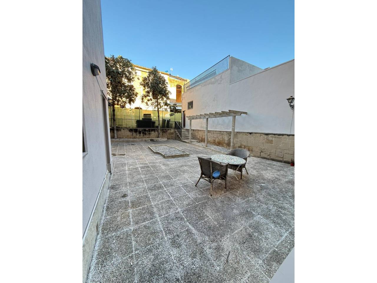 Exclusiu habitatge de gran format amb pati privat a la millor zona de Terrassa