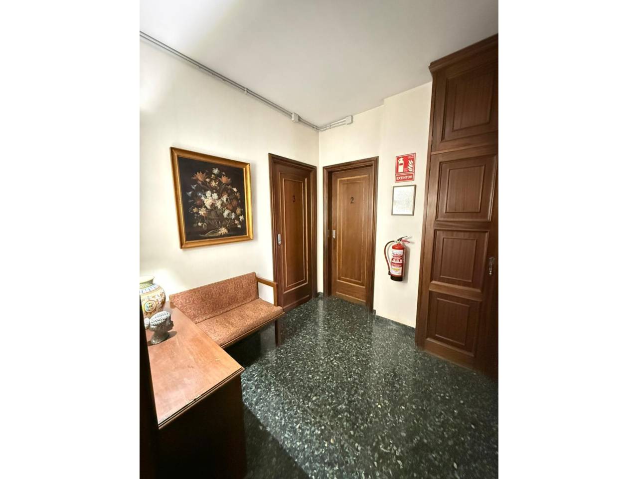 Exclusiu habitatge de gran format amb pati privat a la millor zona de Terrassa