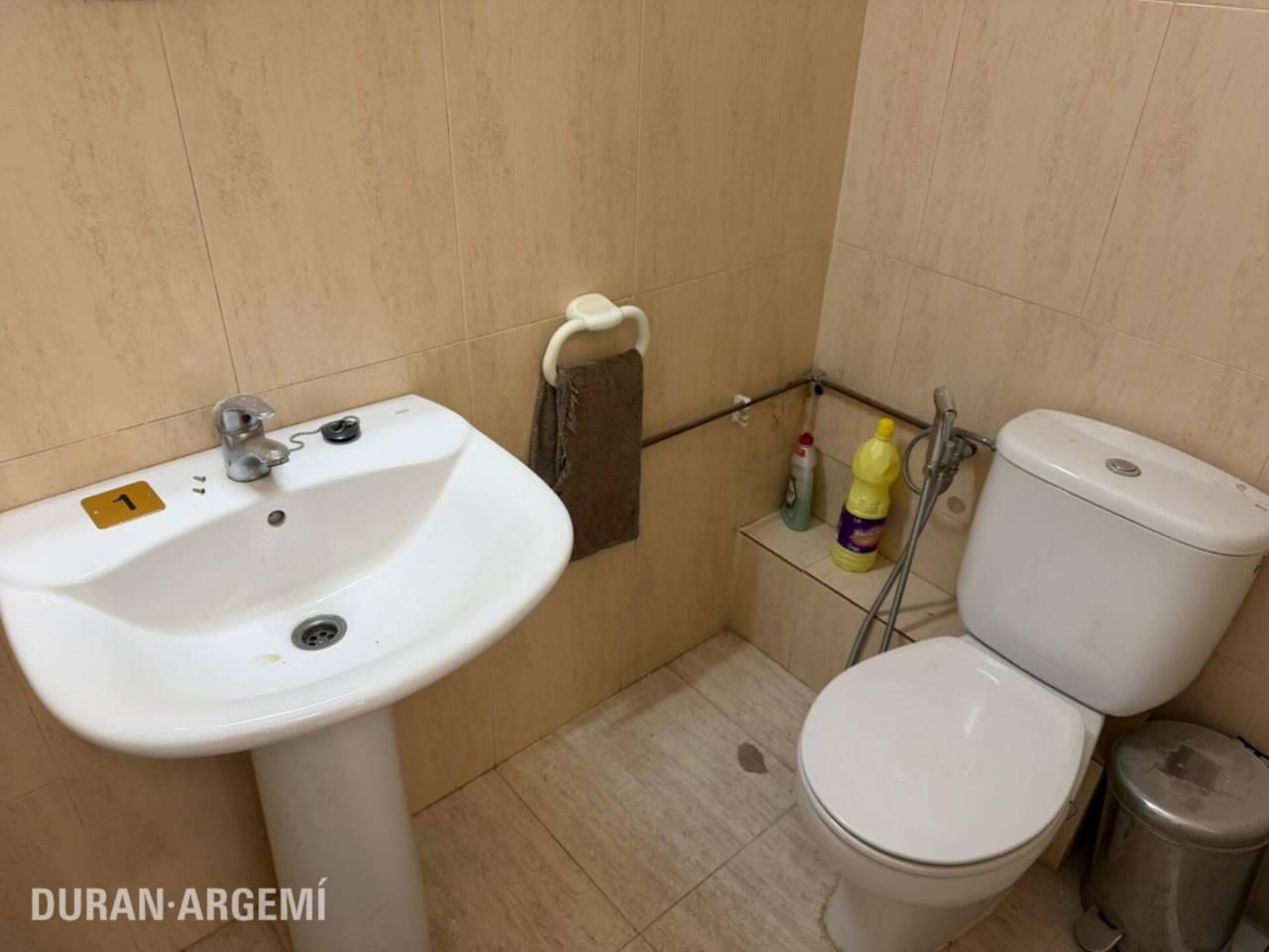 Despatx en lloguer al Centre