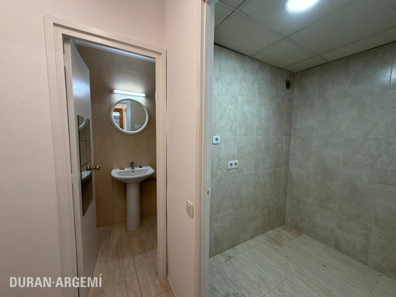 Despatx en lloguer al Centre