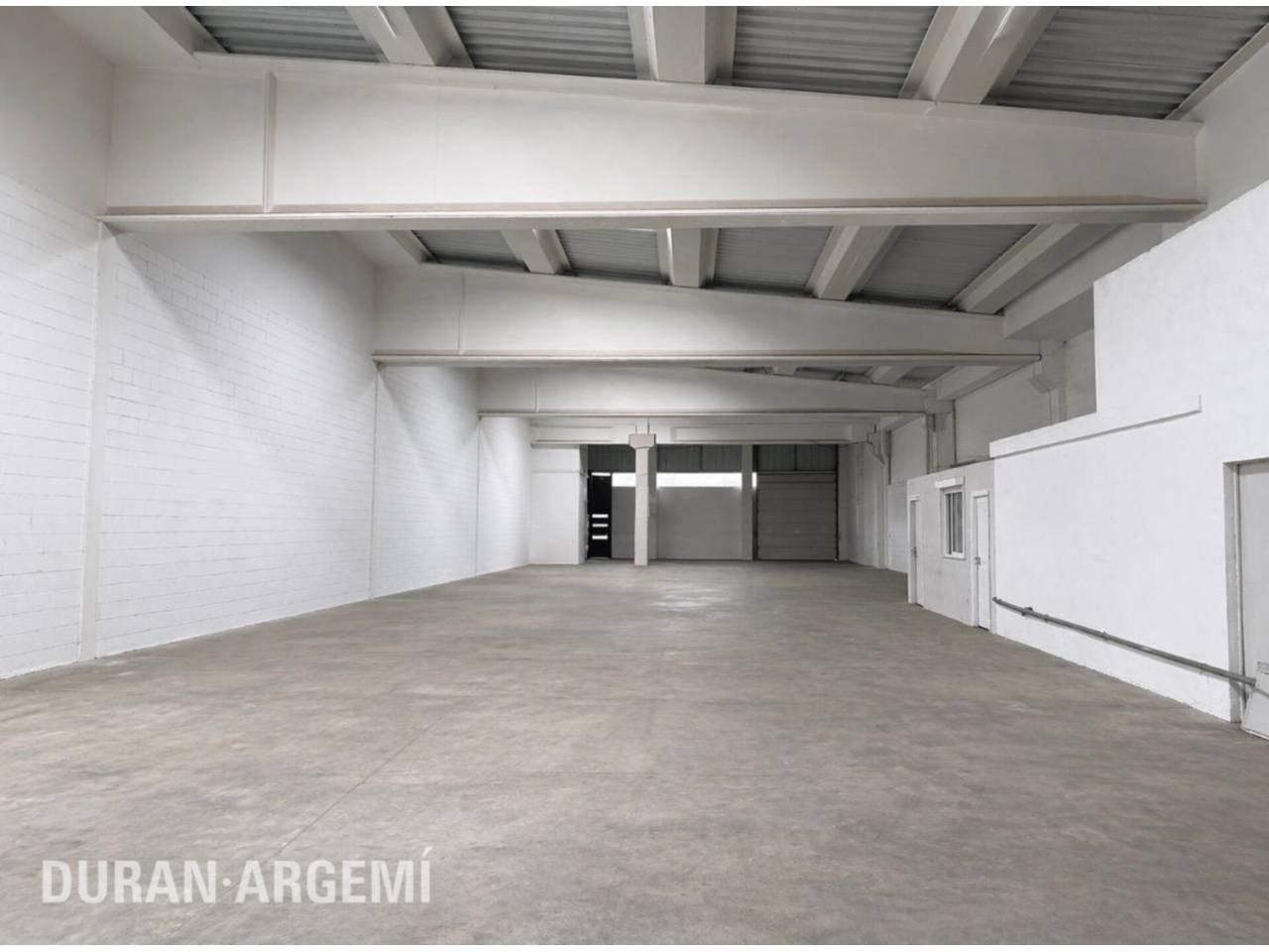 Nau en Venda a Terrassa