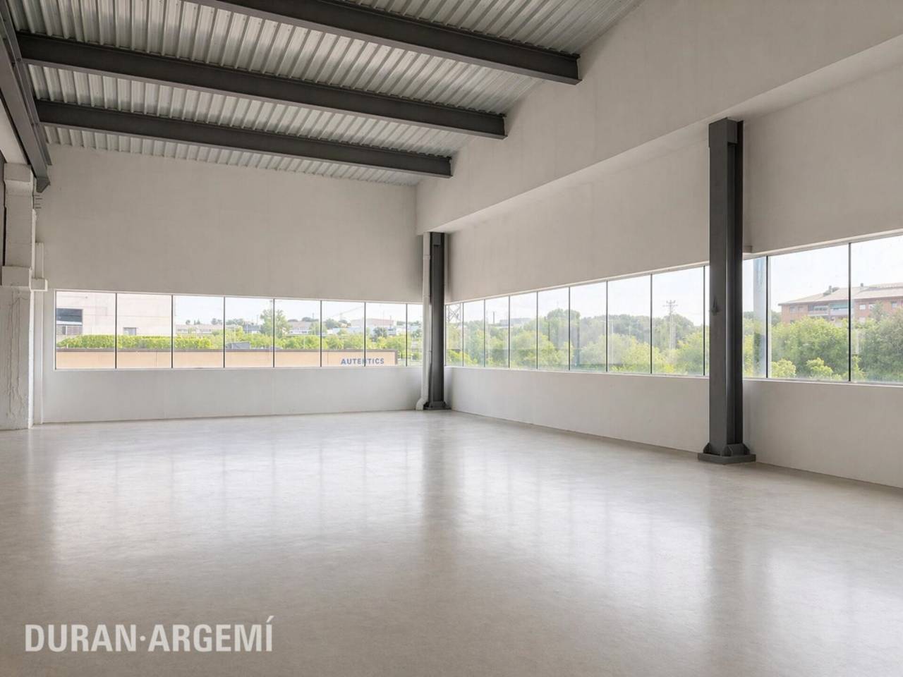 Nau en Venda a Terrassa