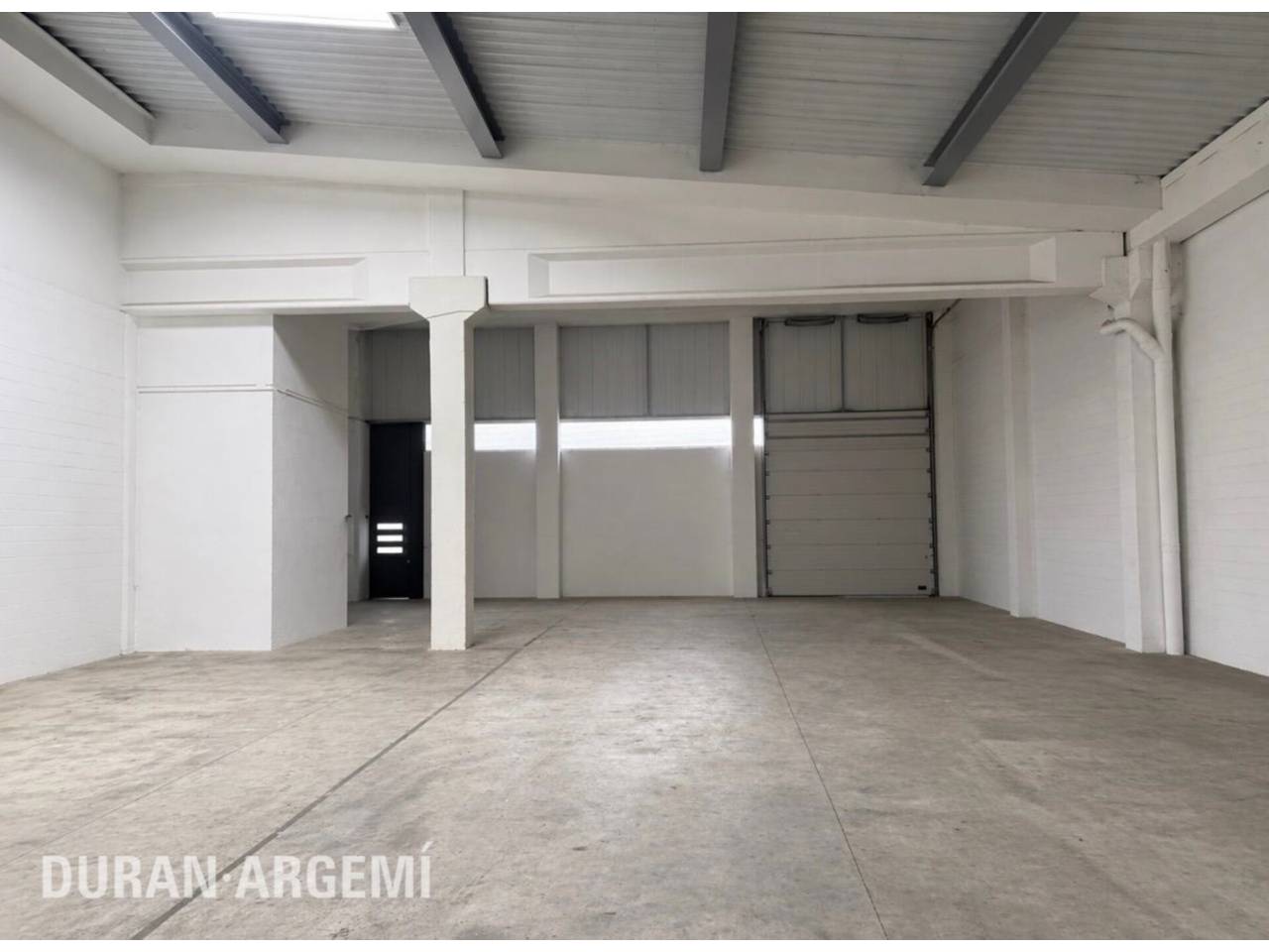 Nau en Lloguer a Terrassa