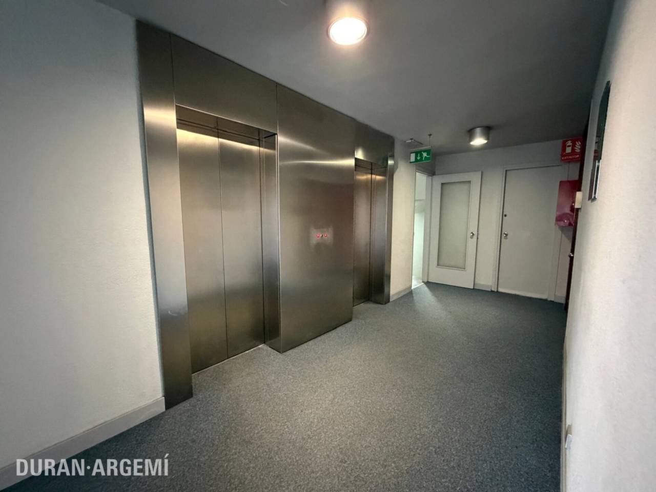 Oficina de lloguer a l'Edifici Gutenberg – Edifici corporatiu de referència a Terrassa