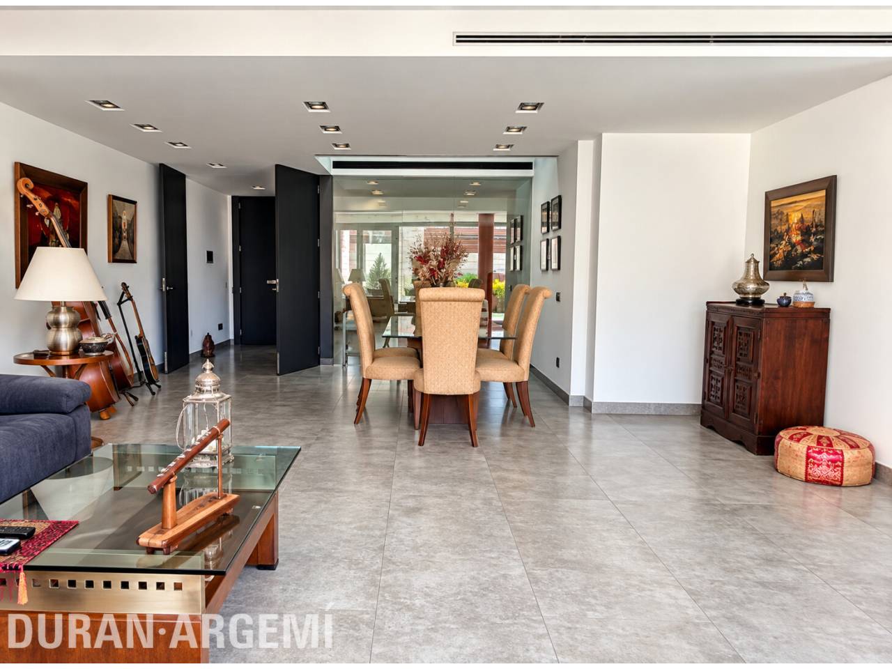 Exclusiva residència al Centre
