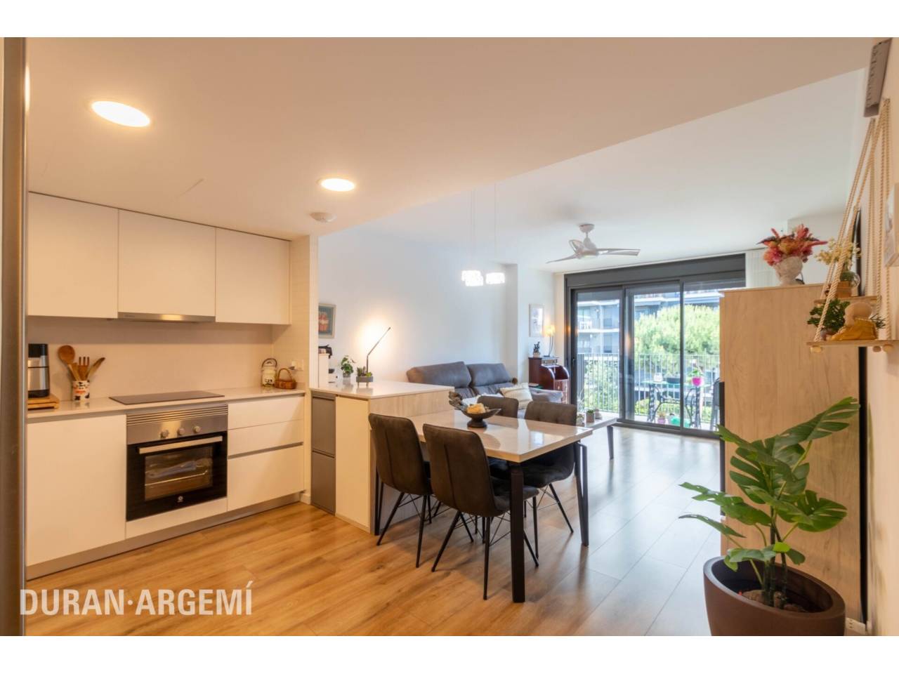 Pis en venta en Les Arenes-Can Montllor-La Grípia(08227)