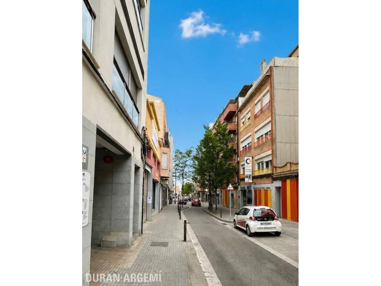 LOCAL COMERCIAL AMB POSSIBILITAT DE DIVISIÓ