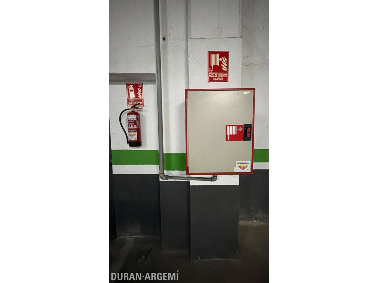 PARKING DE ALQUILER EN EL POLÍGONO INDUSTRIAL DE CAN PARELLADA