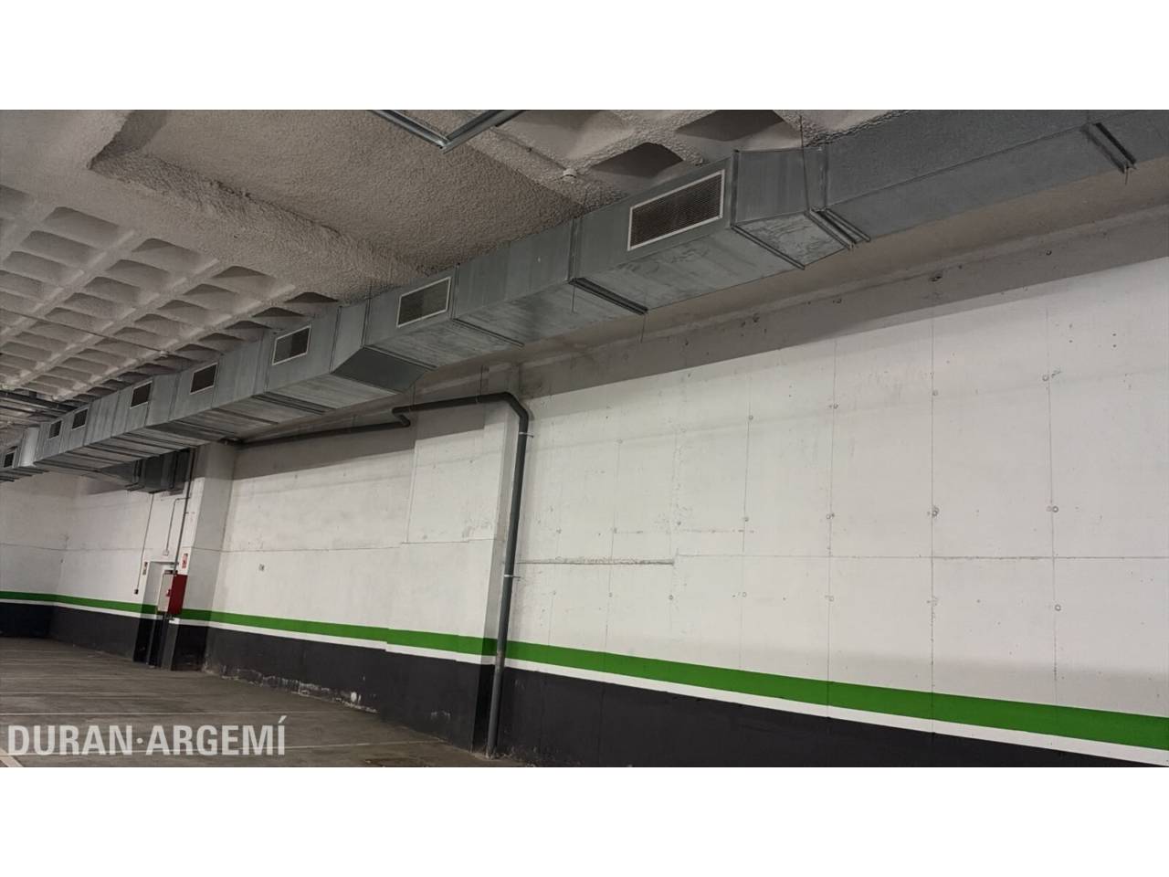 PARKING DE ALQUILER EN EL POLÍGONO INDUSTRIAL DE CAN PARELLADA