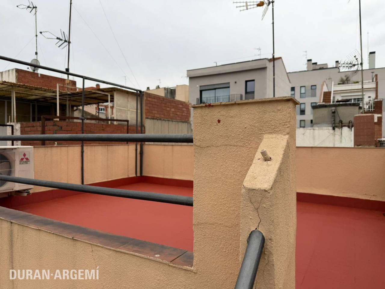 Casa en lloguer en Escola Industrial-Plaça de Catalunya