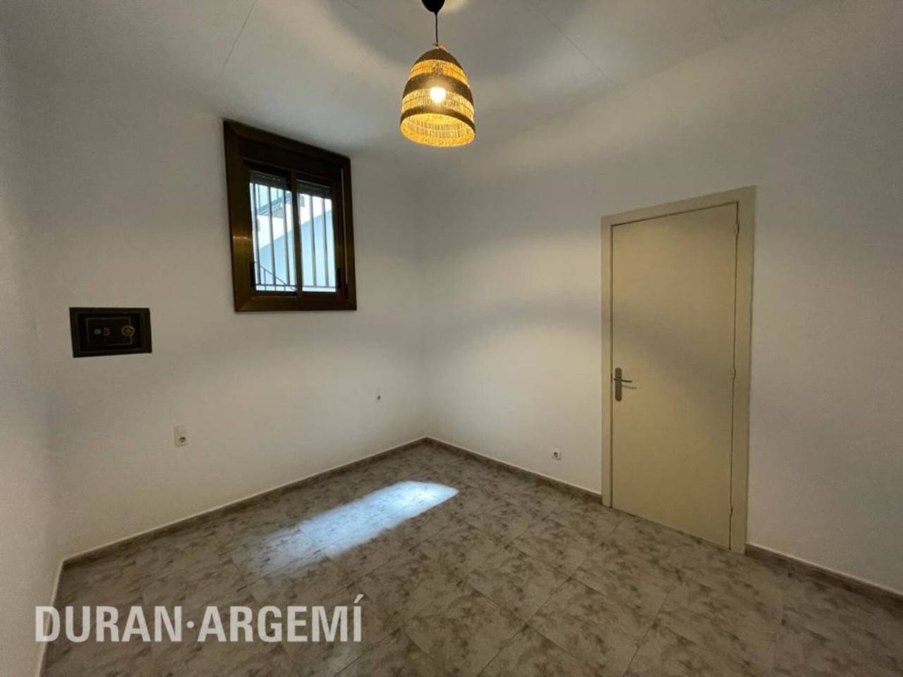 PIS DE LLOGUER AL CENTRE