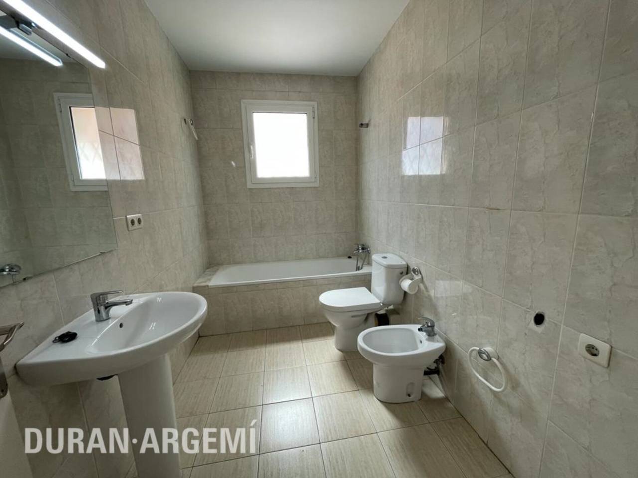 PIS DE LLOGUER AL CENTRE