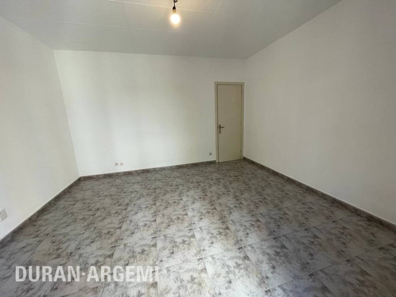 PIS DE LLOGUER AL CENTRE