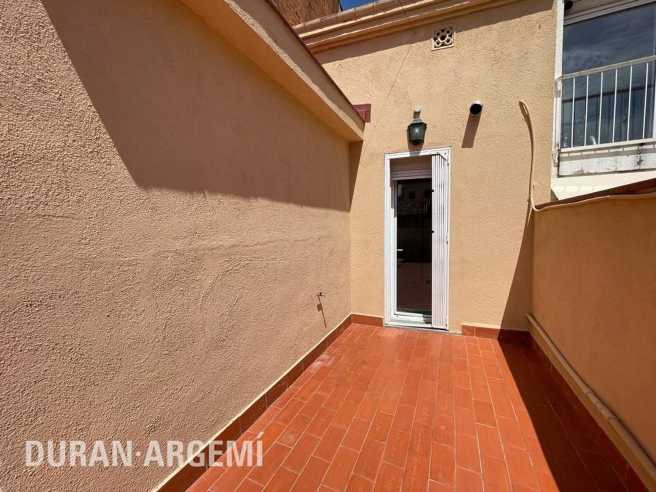 PIS DE LLOGUER AL CENTRE