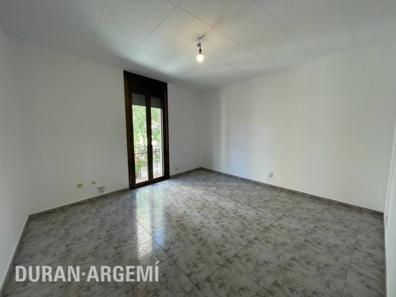 PIS DE LLOGUER AL CENTRE