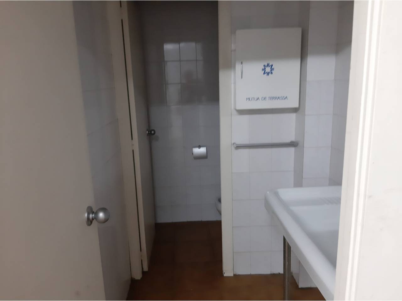 locales-comerciales en terrassa · ca-n'aurell €