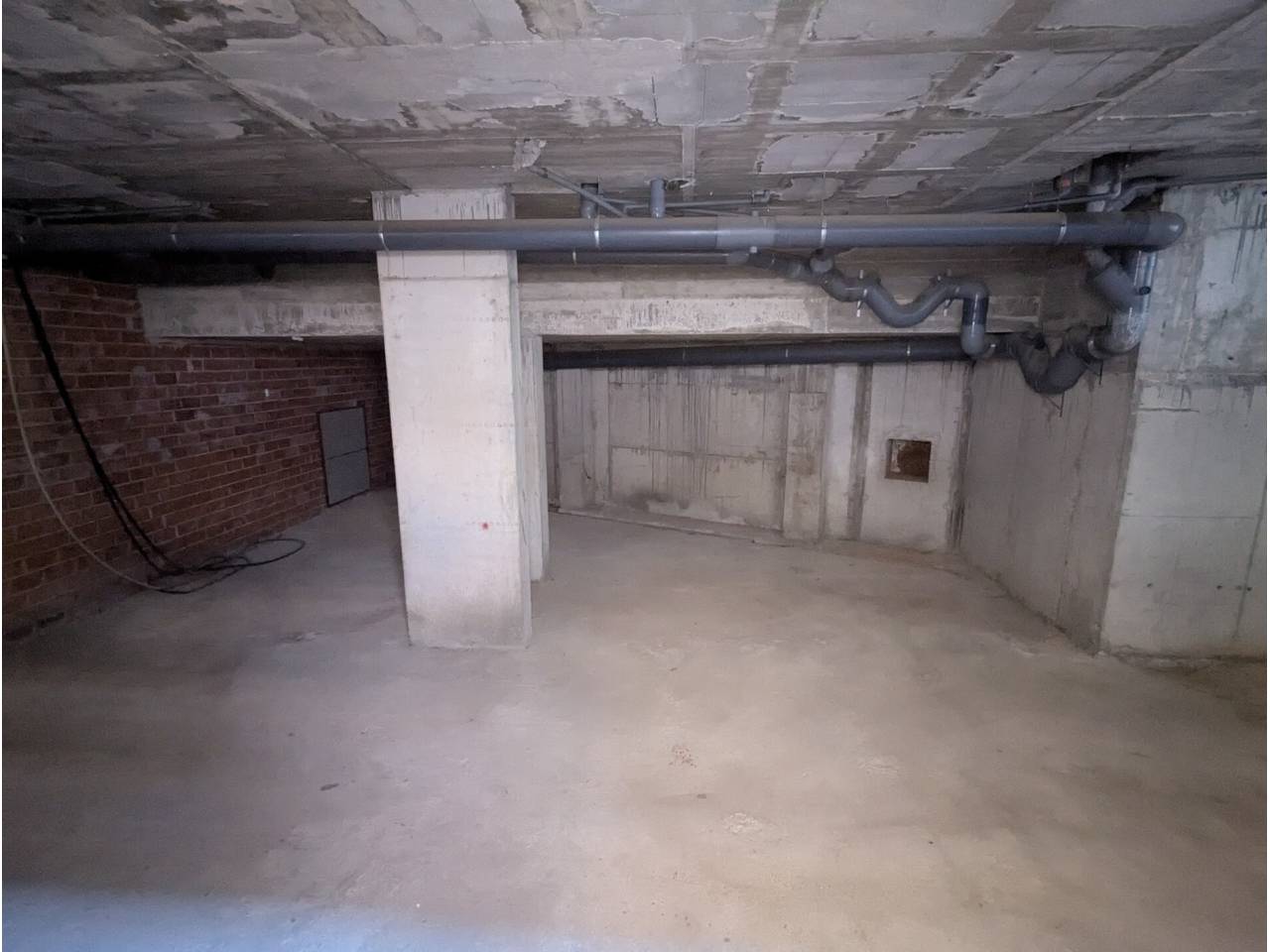 locales-comerciales en terrassa · roc-blanc 45500.00€