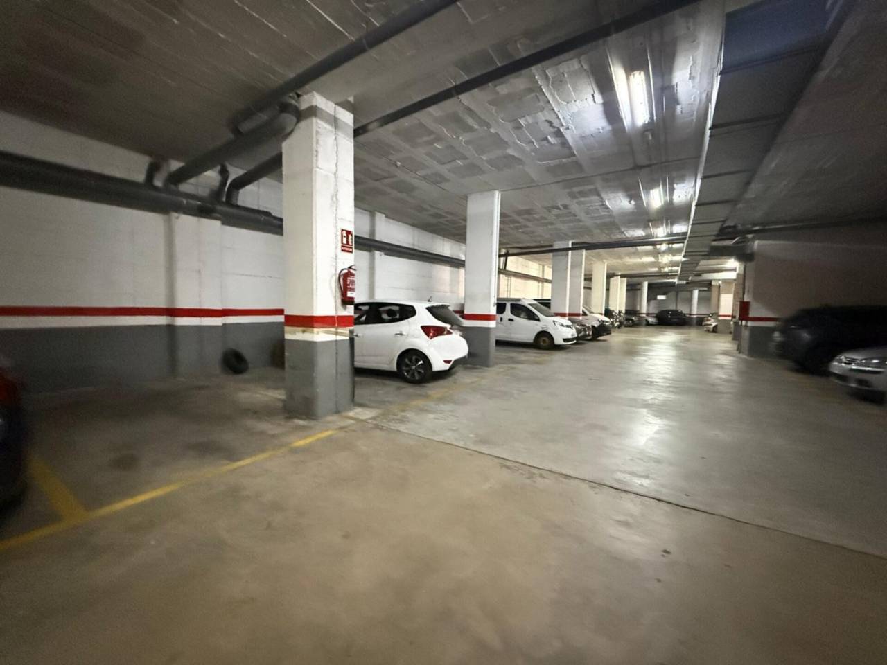 parking en terrassa · centre 15500.00€