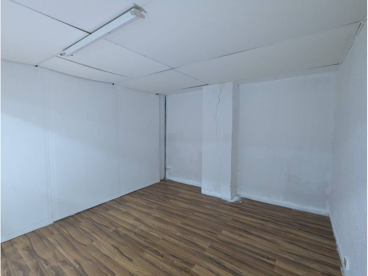 locales-comerciales en terrassa · centre 17000.00€