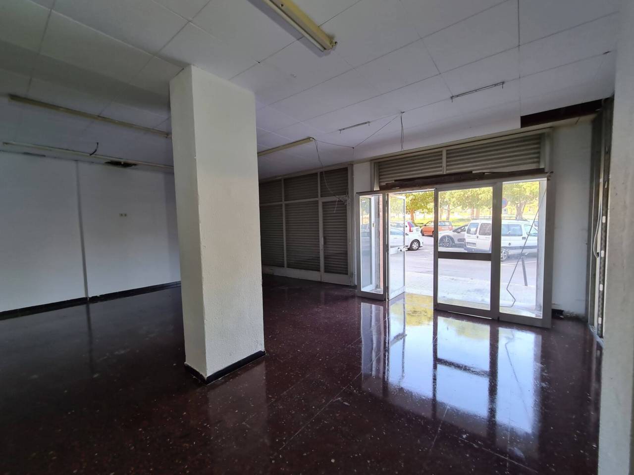 locales-comerciales en terrassa · pla-del-bon-aire 59000.00€