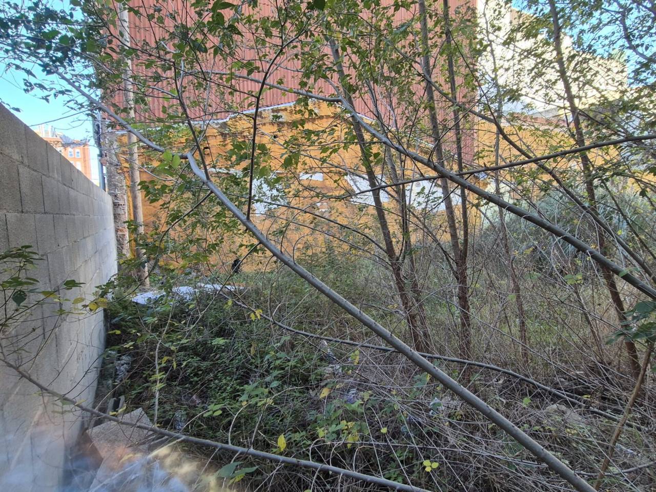 terrenos en sabadell · els-merinals 370000.00€