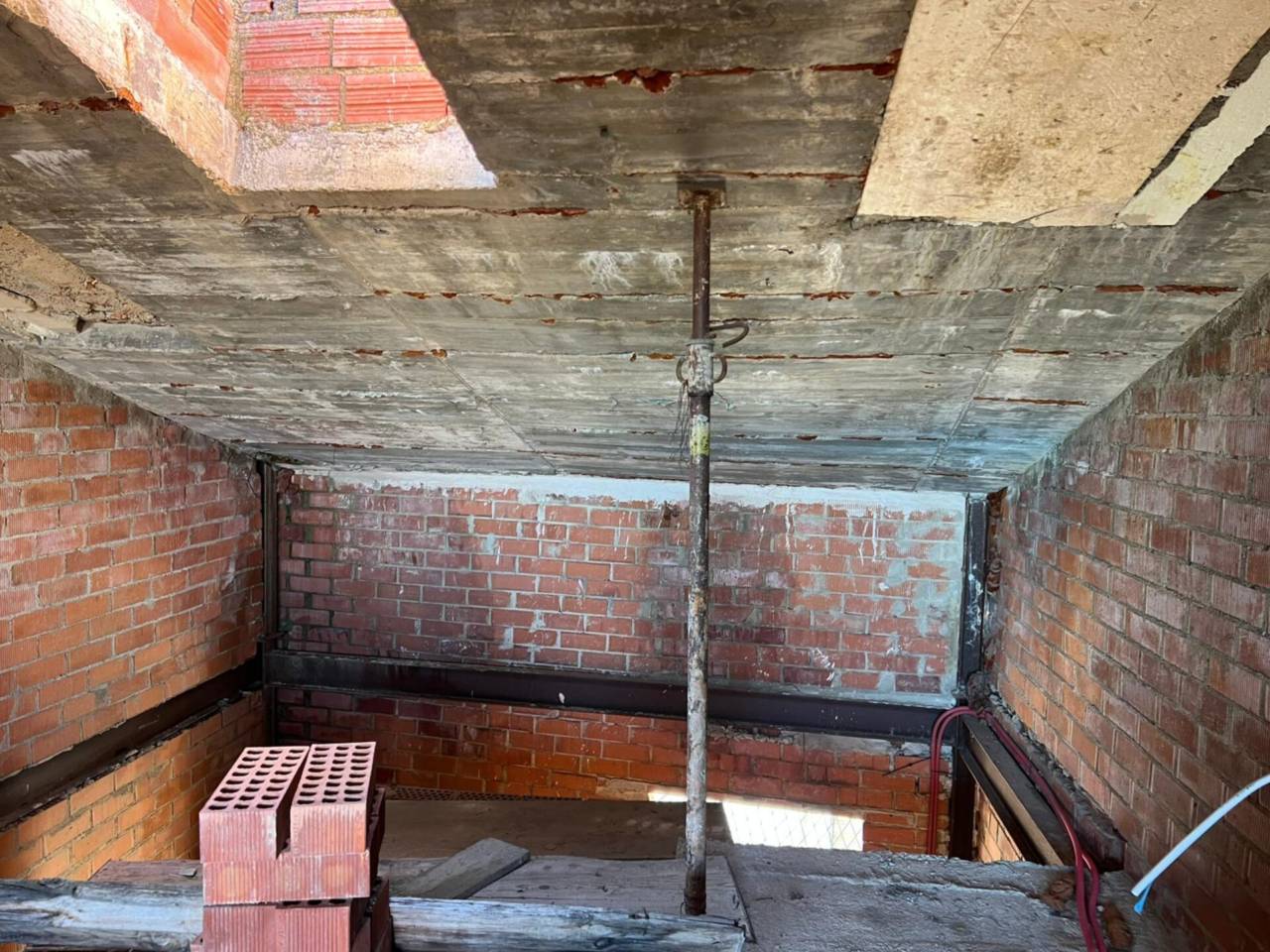 edificio en sabadell · el-poblenou 290000.00€