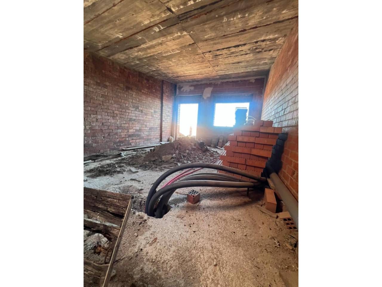 edificio en sabadell · el-poblenou 290000.00€