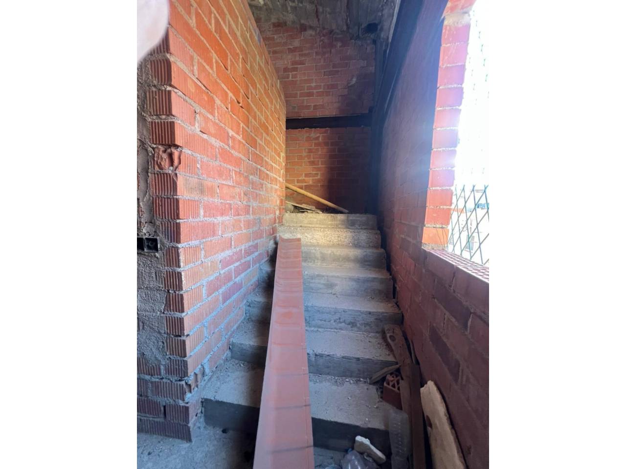 edificio en sabadell · el-poblenou 290000.00€