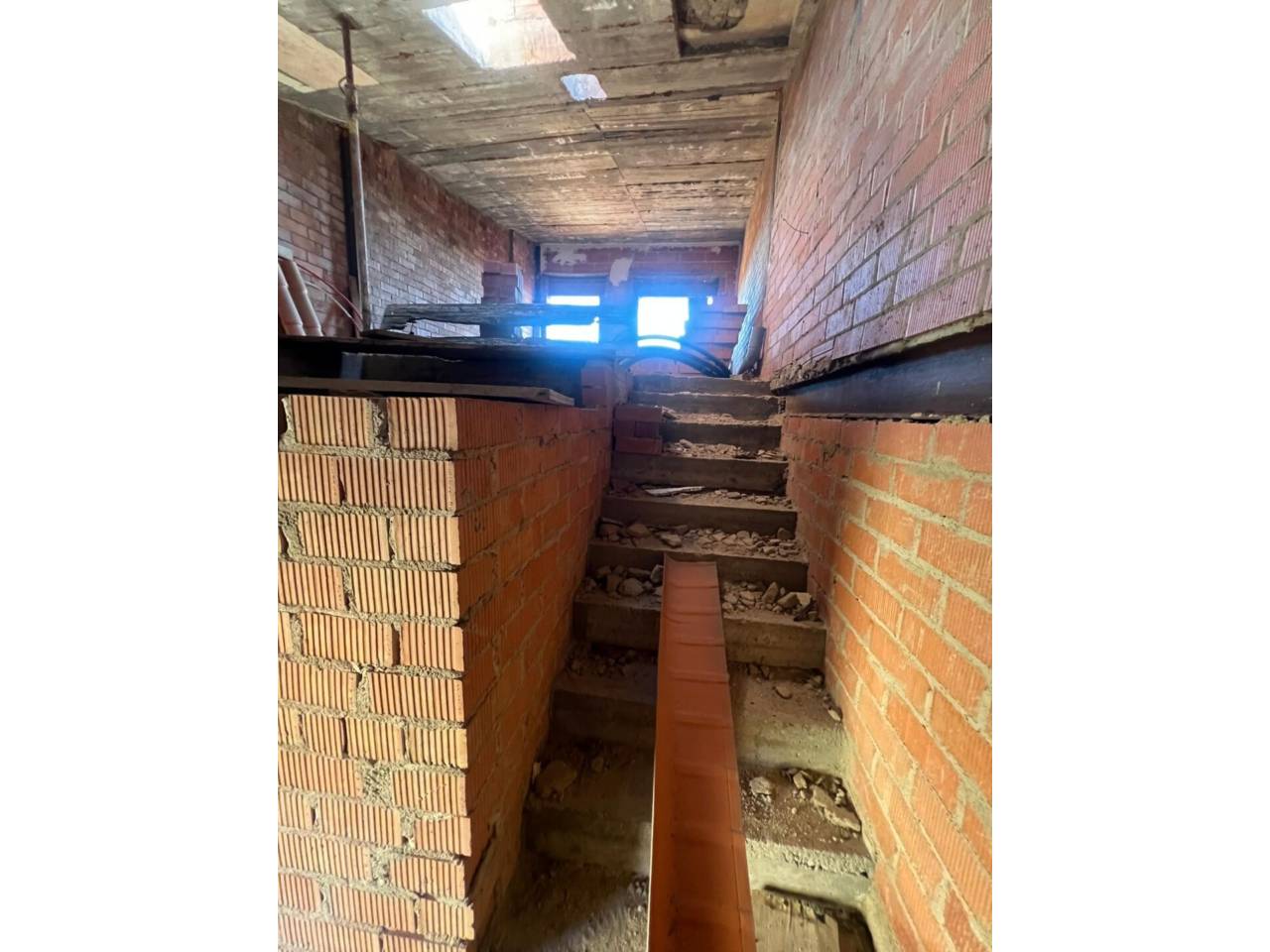 edificio en sabadell · el-poblenou 290000.00€