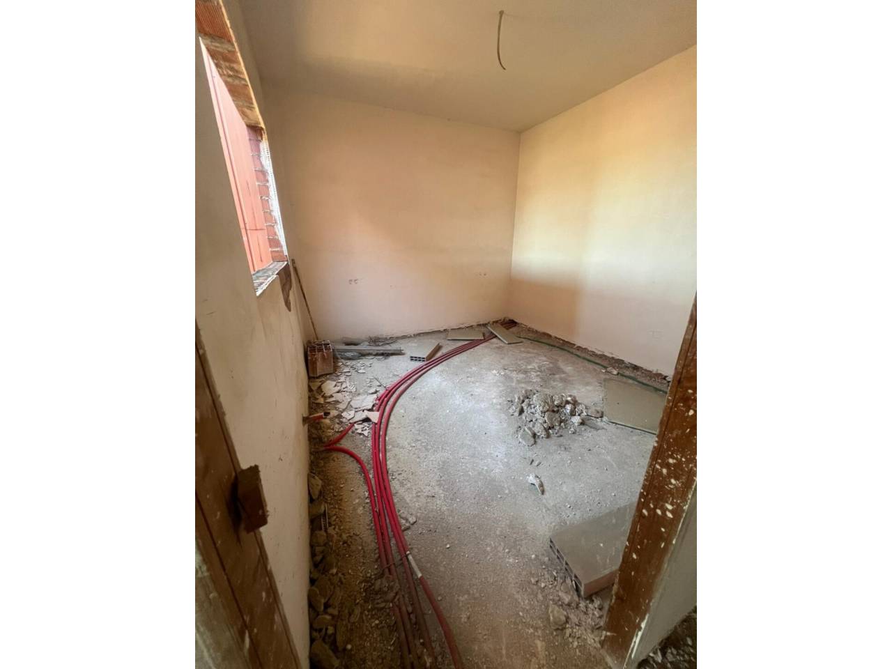 edificio en sabadell · el-poblenou 290000.00€