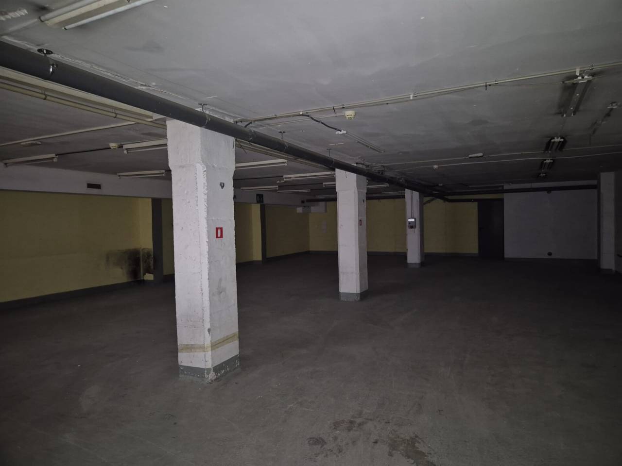 locales-comerciales en rubi · mercat 250000.00€