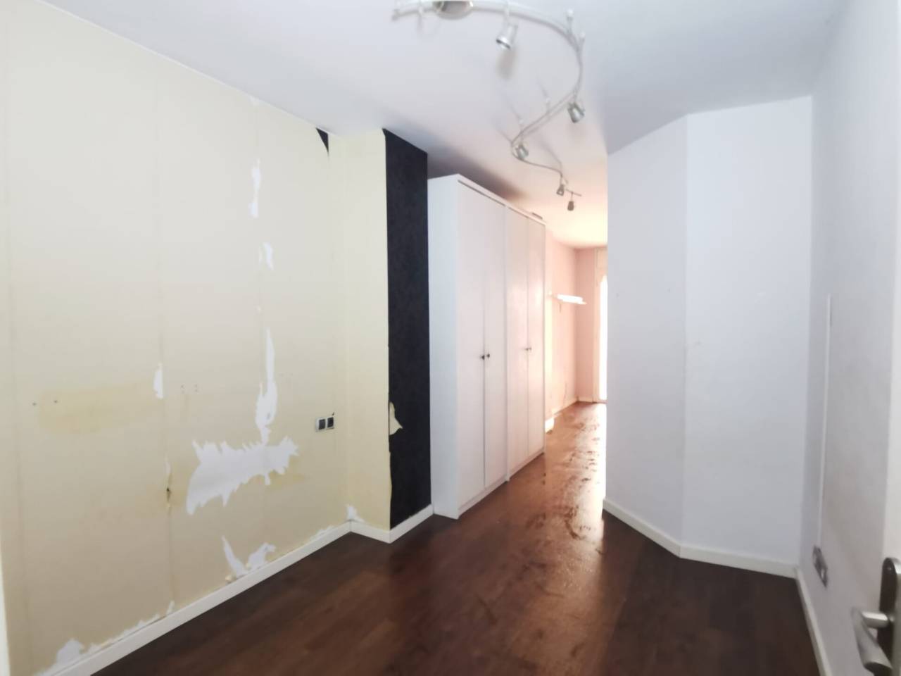 pisos en terrassa · la-maurina 130000.00€