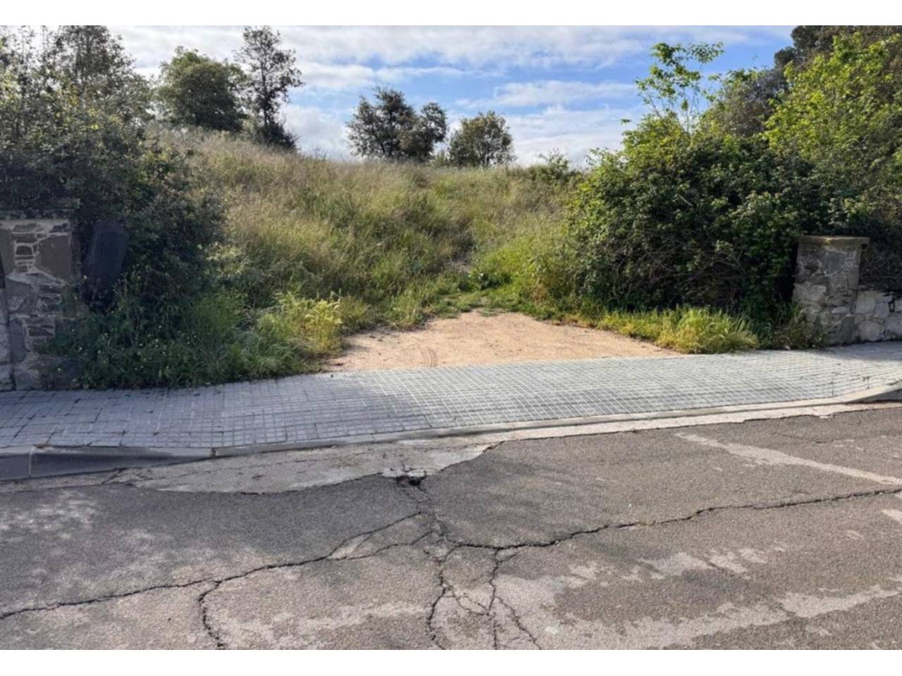 terrenos en llica-de-vall · llica-de-vall 146000.00€