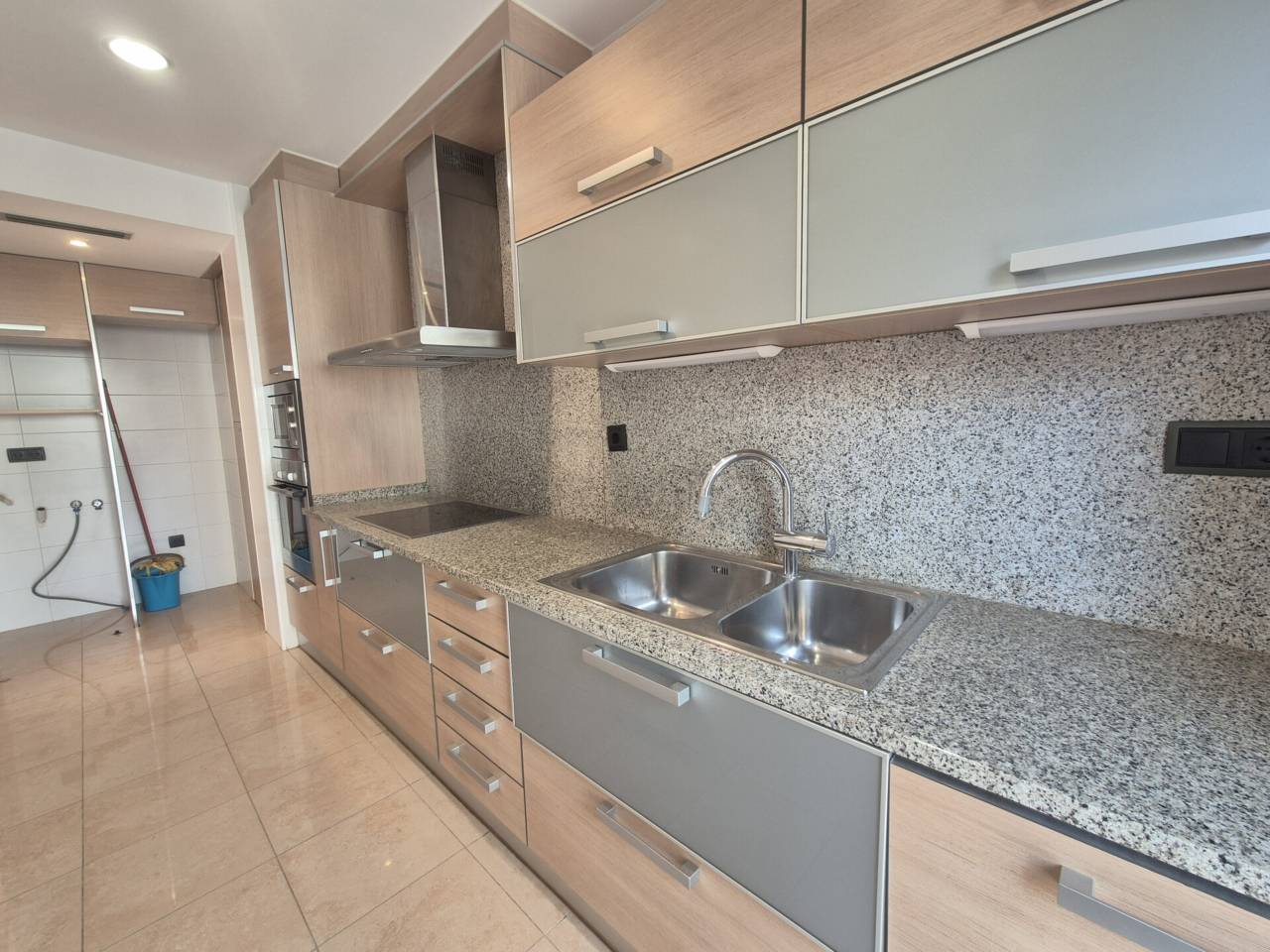 pisos en terrassa · centre 1206.00€