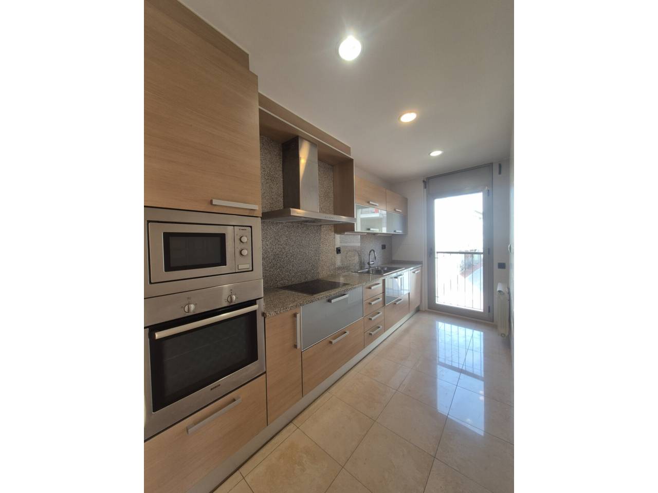 pisos en terrassa · centre 1206.00€