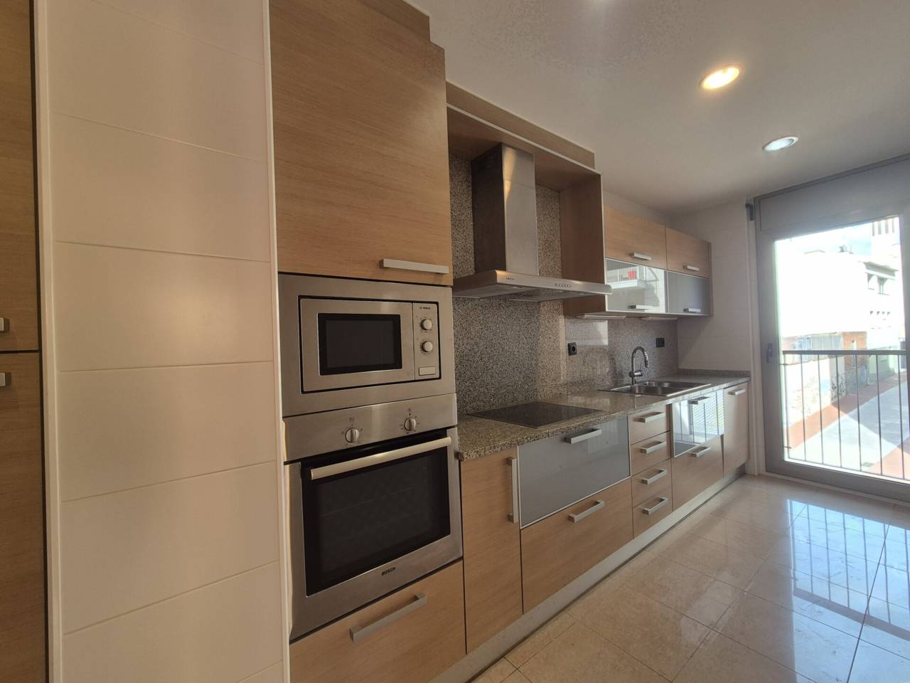 pisos en terrassa · centre 1206.00€