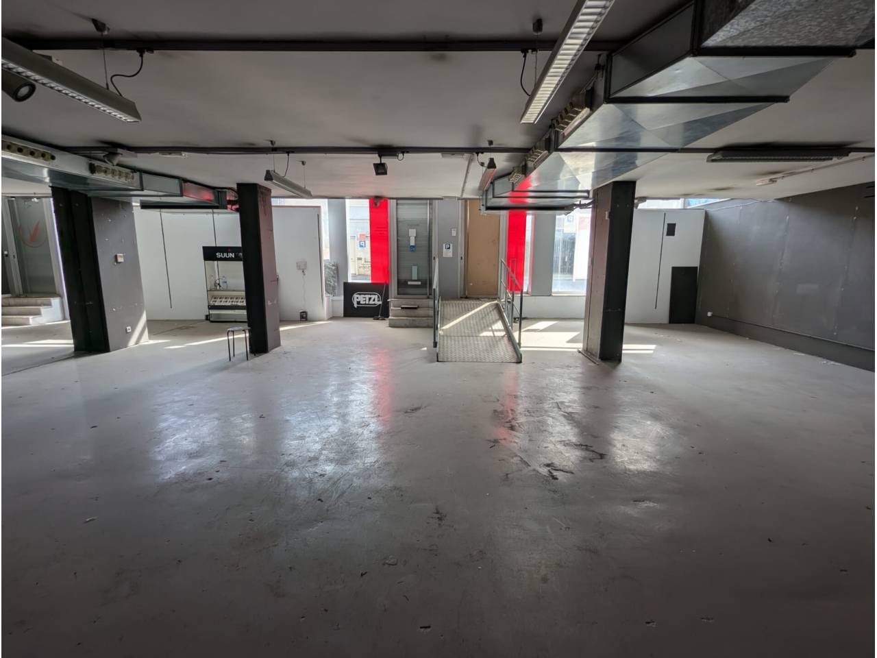 locales-comerciales en sabadell · centre 453100.00€