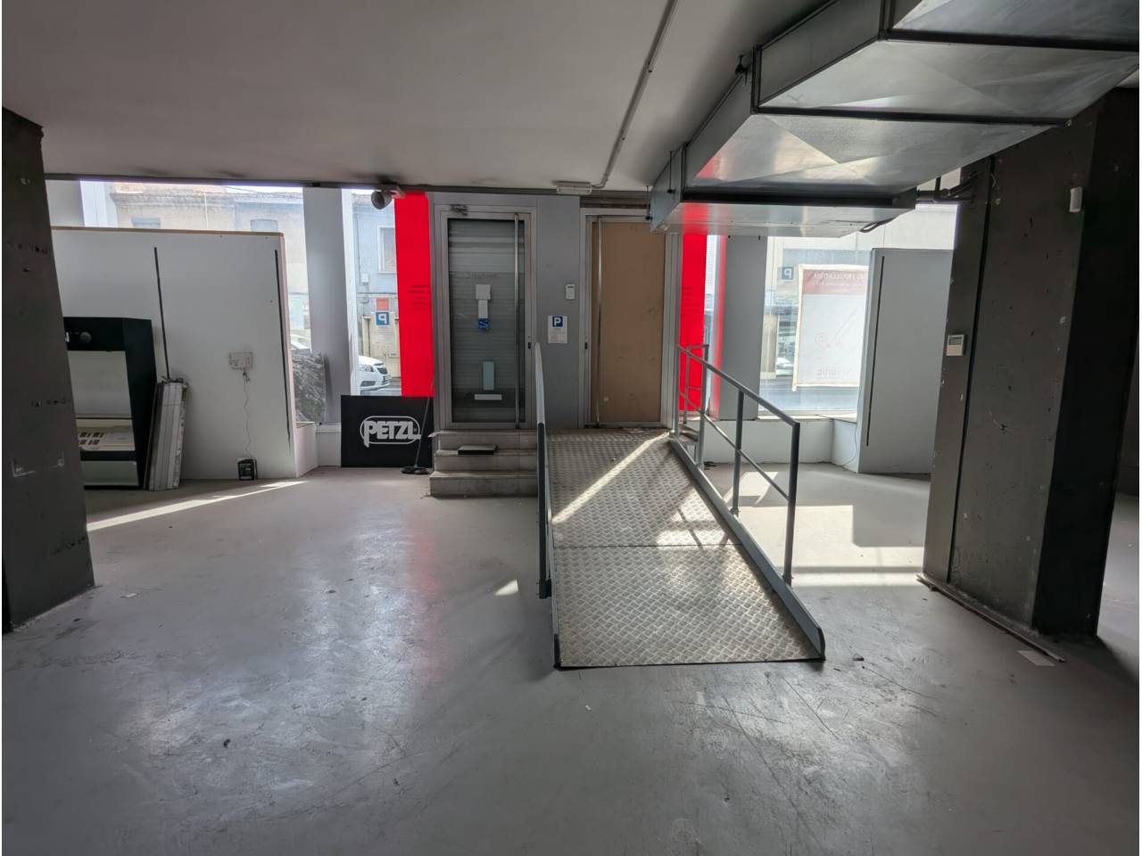 locales-comerciales en sabadell · centre 453100.00€