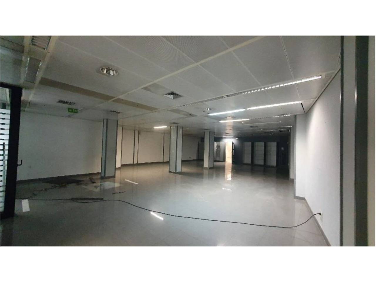 locales-comerciales en terrassa · sant-pere-nord 865.00€