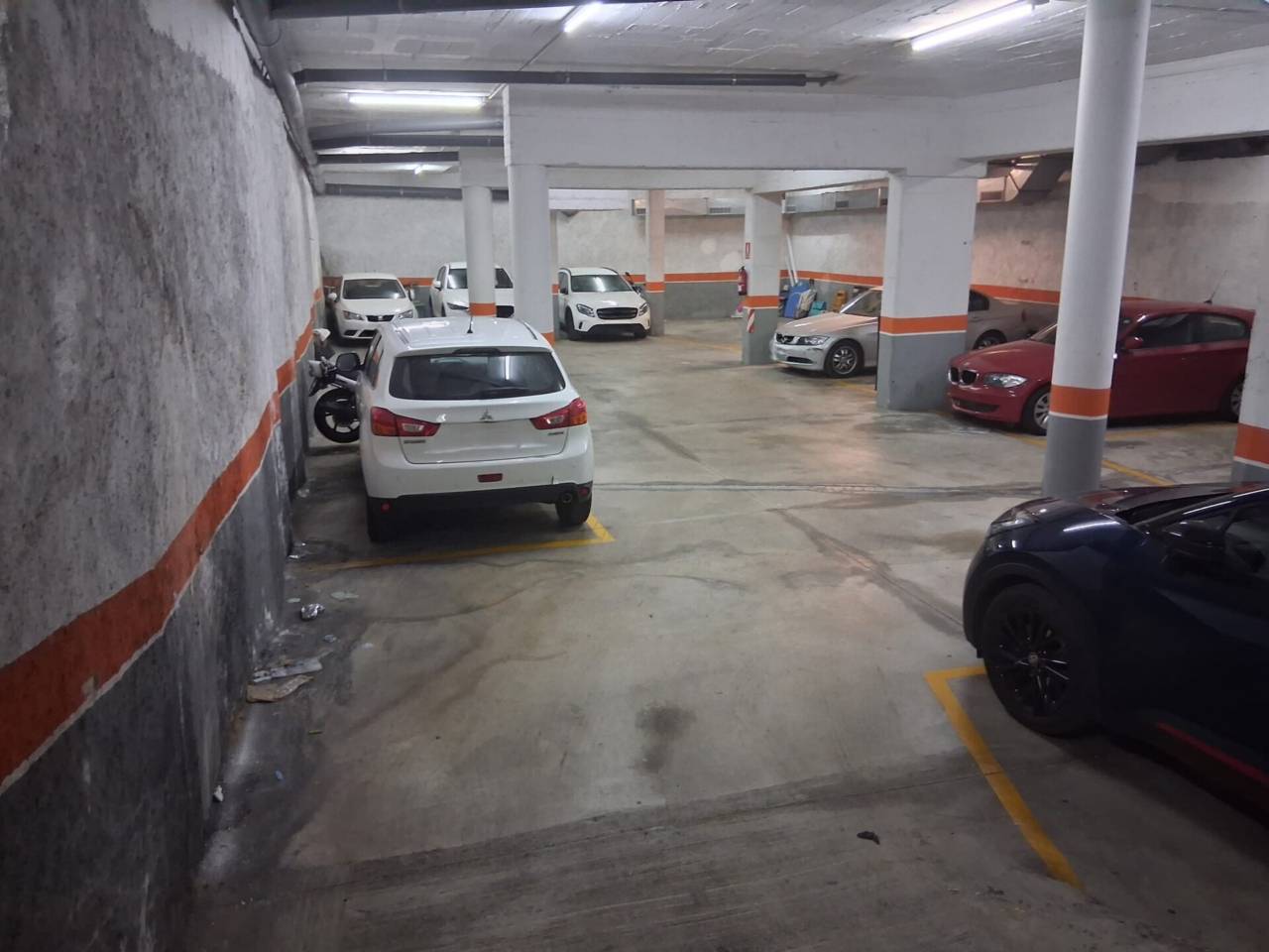 garaje en terrassa · ca-n'aurell 80.00€