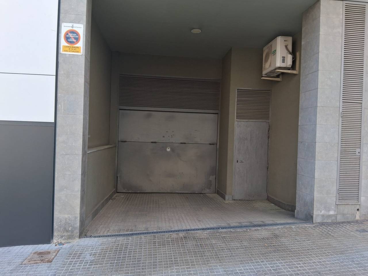 garaje en terrassa · ca-n'aurell 80.00€