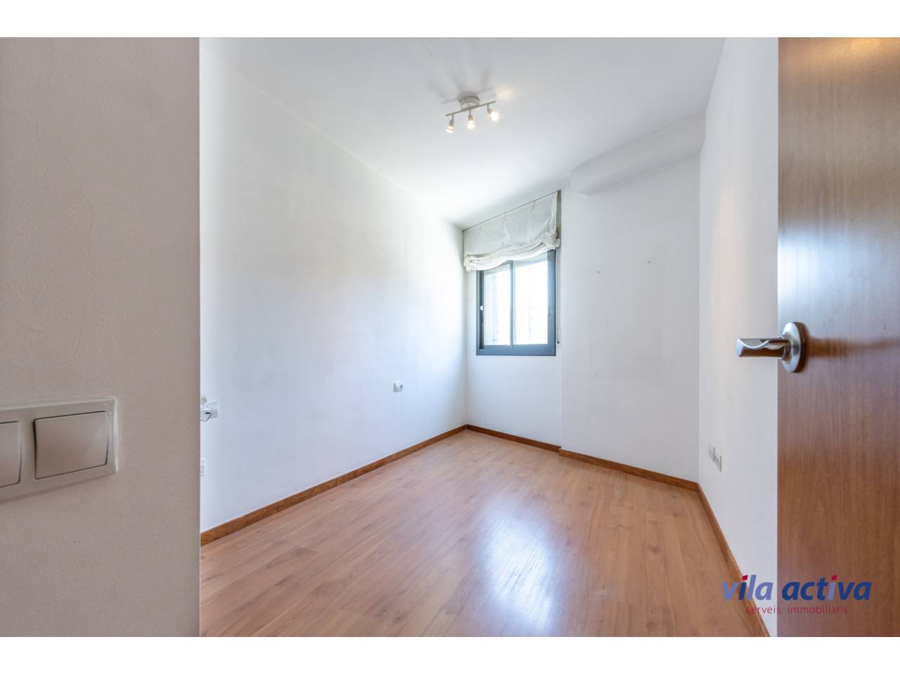 pisos en terrassa · roc-blanc 210000.00€