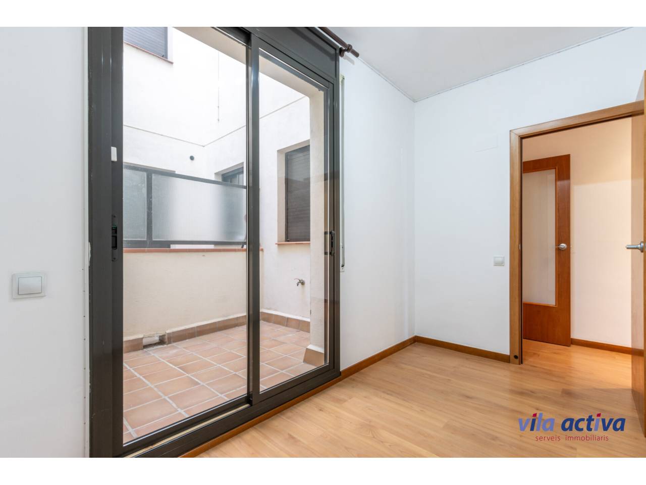 pisos en terrassa · roc-blanc 210000.00€