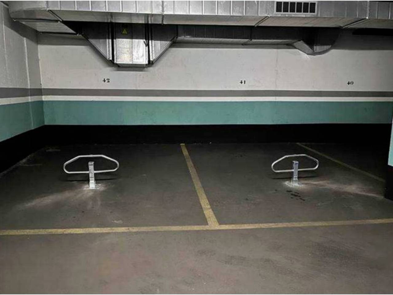 garaje en terrassa · ca-n'anglada 6200.00€