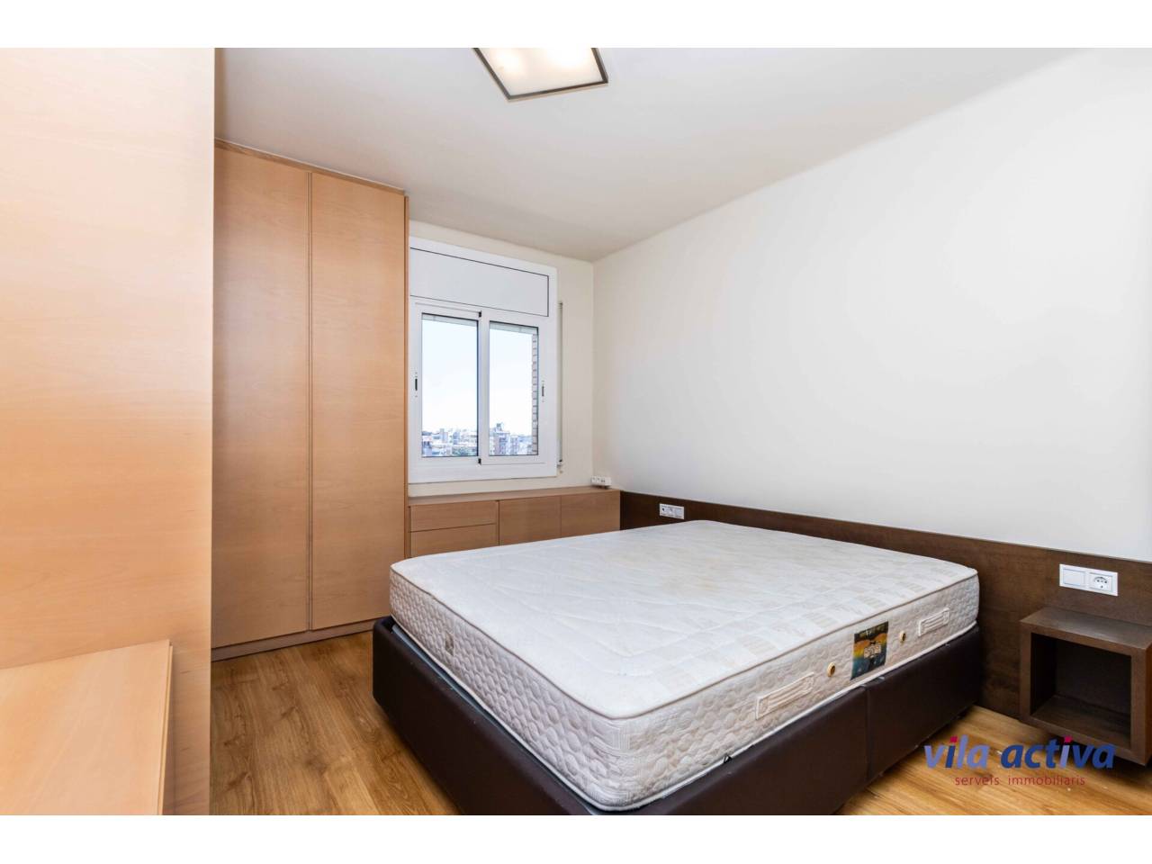 pisos en terrassa · centre 280000.00€