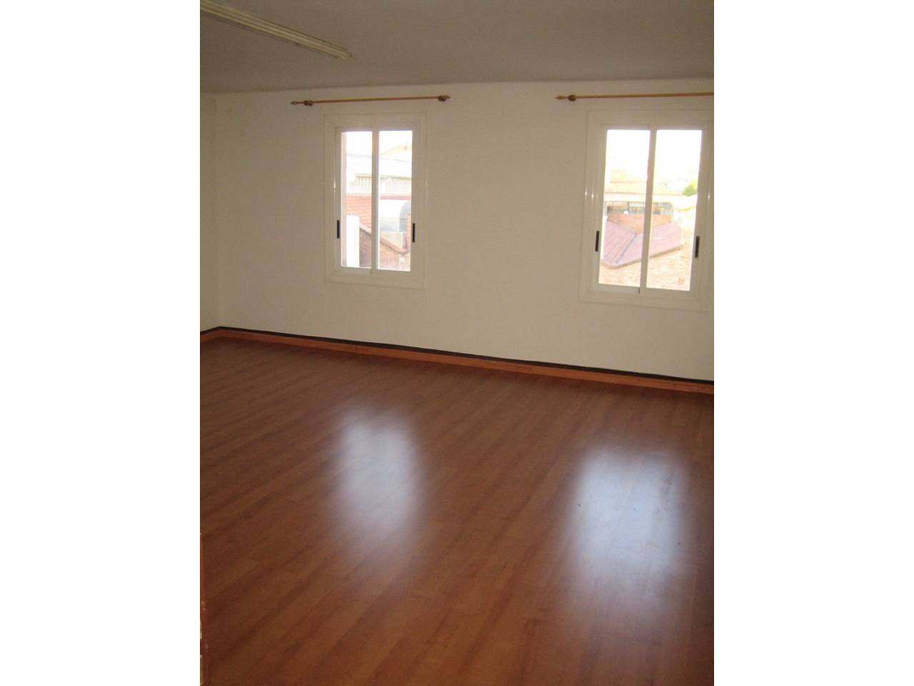 oficina en terrassa · centre €